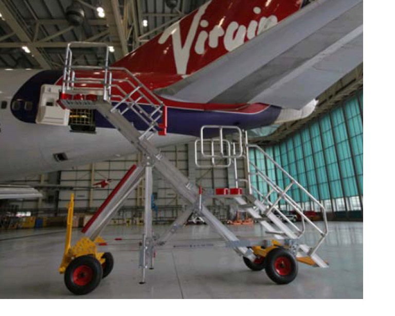 窄体机A320和B737可调高度维修工作梯